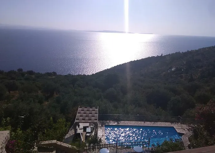 Dio Guesthouses