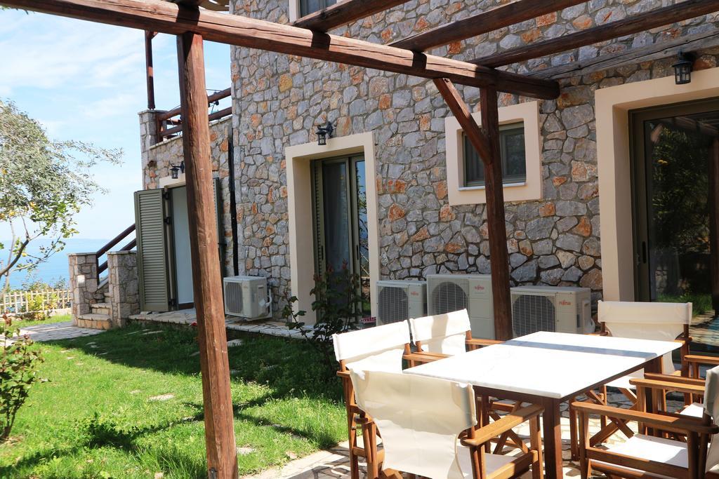 Dio Villa