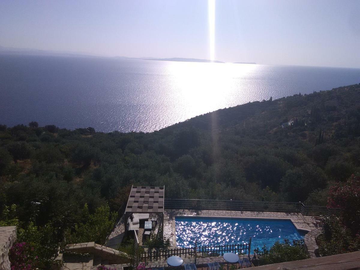 Dio Villa Leonidio